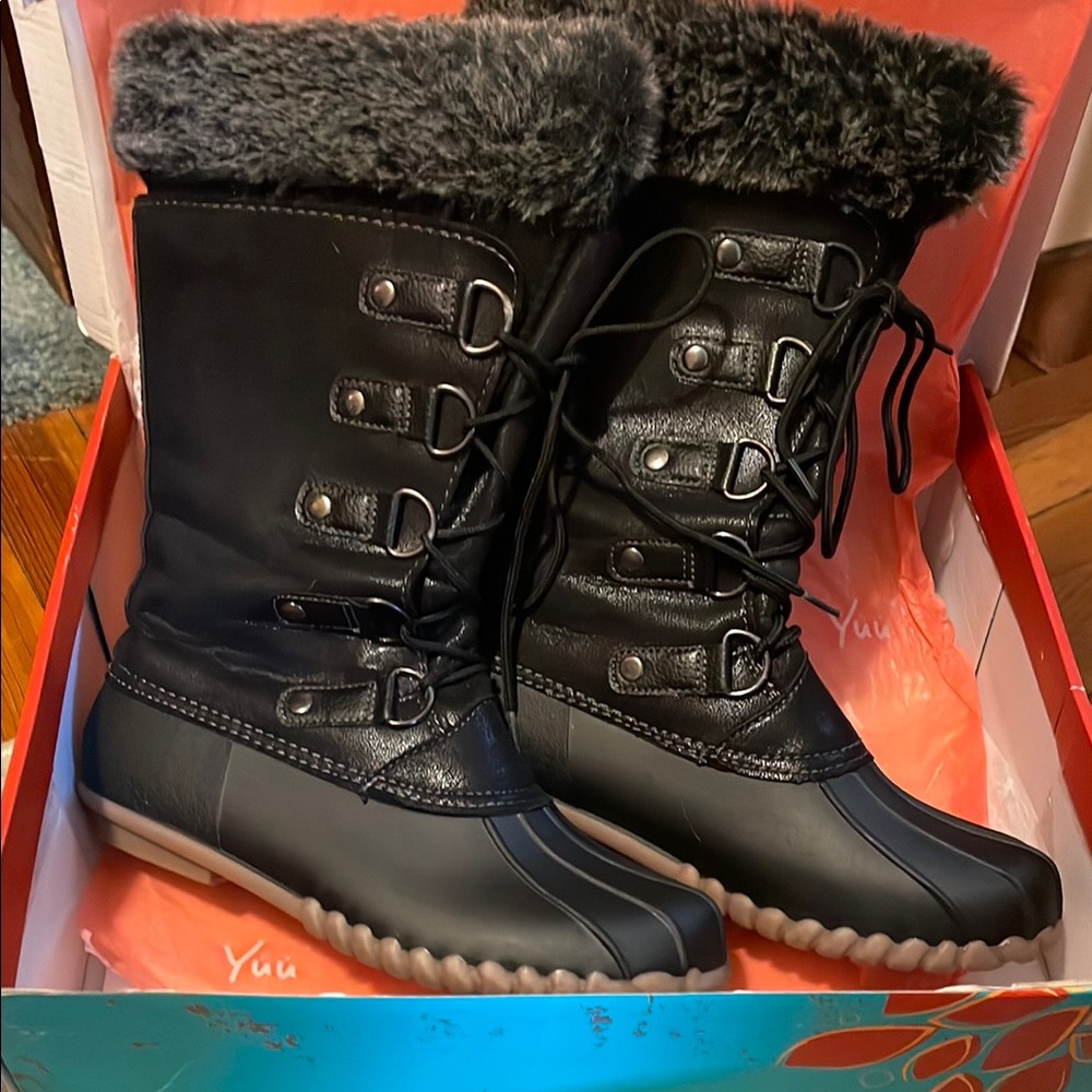 Gently Used: Yuu Black Winter & Rain Boots w/ Faux Fur Lining and Rugged Design